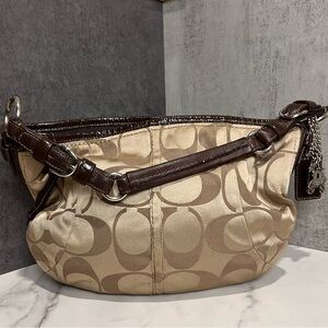 Coach Purse Hobo Sateen Carley Soho Signature Big C Leather Trim Logo Gold
